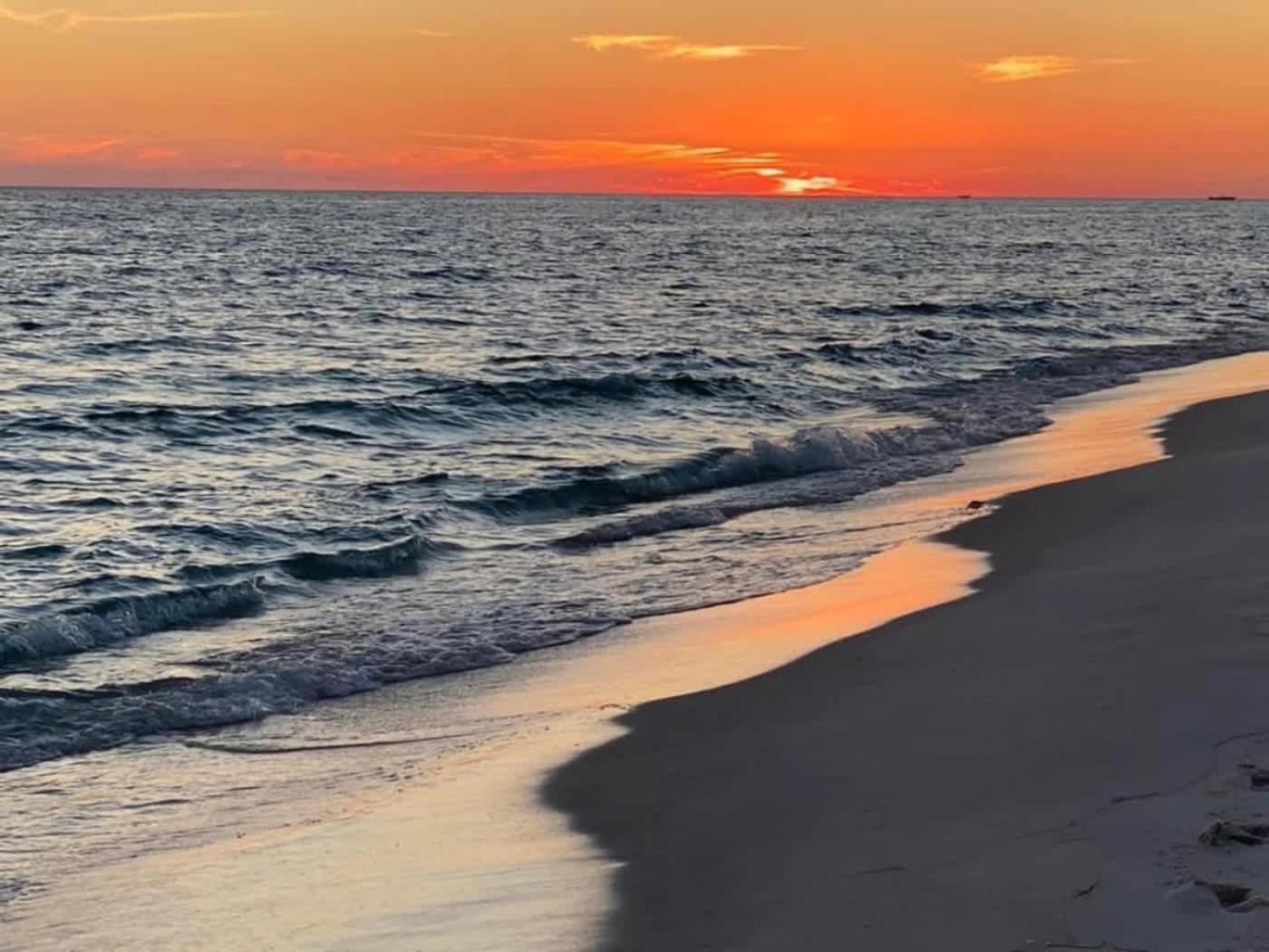 5 Star Resort 11Th Fl Stunning Sunrise 2Br 2Ba King Suite,Pools ,Shuttle Or Walk To Beach Дестин Экстерьер фото